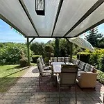 Villa Zoeldfuege Balatonfůzfő